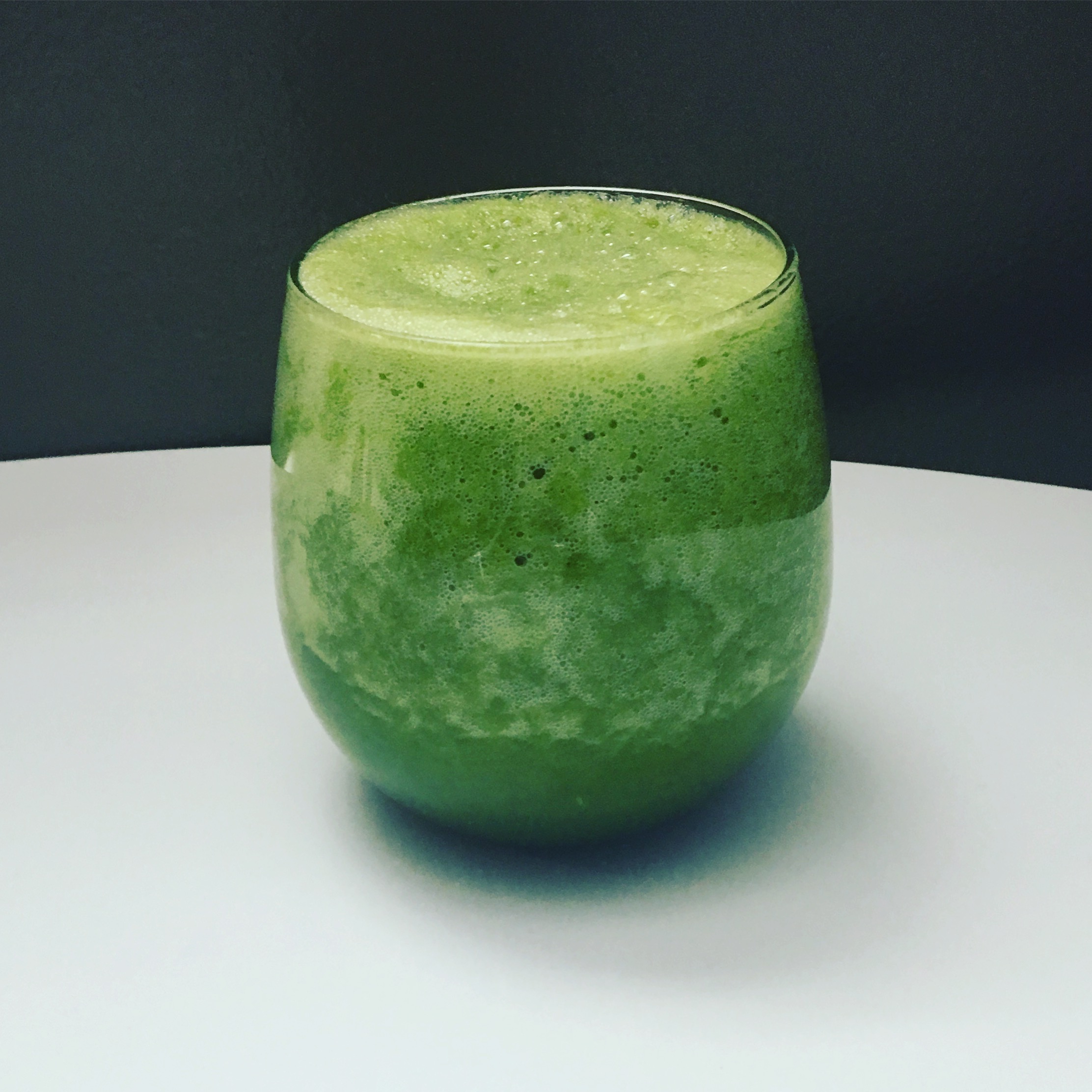 Featured image of post Easiest Way to Make Sour Apple Smoothie Pics